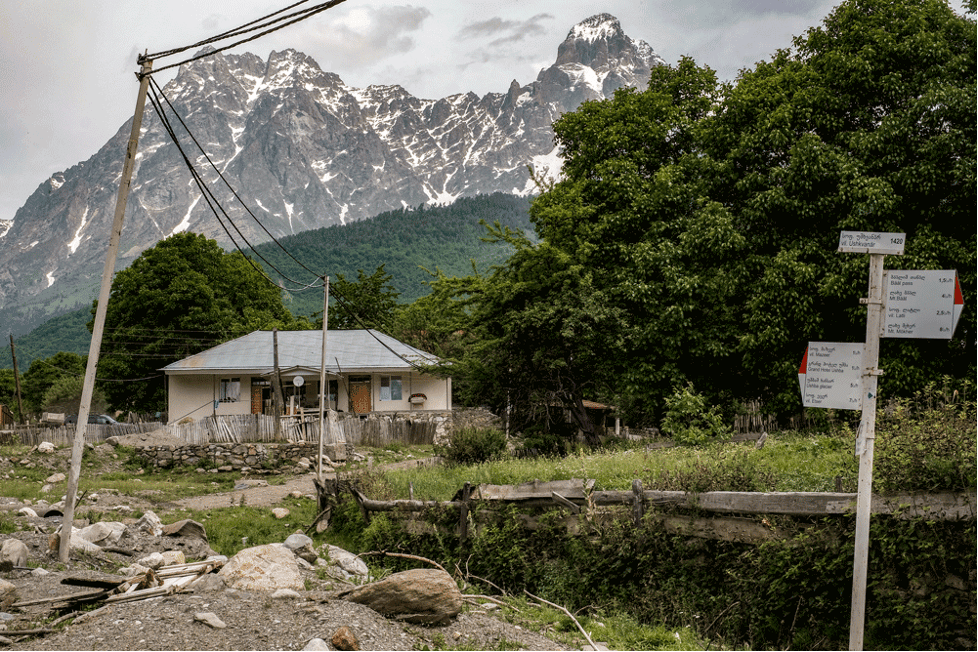 Swanetien Reiseführer | Wandern – Klassische Wanderungen: Mazeri und&nbsp;Uschba