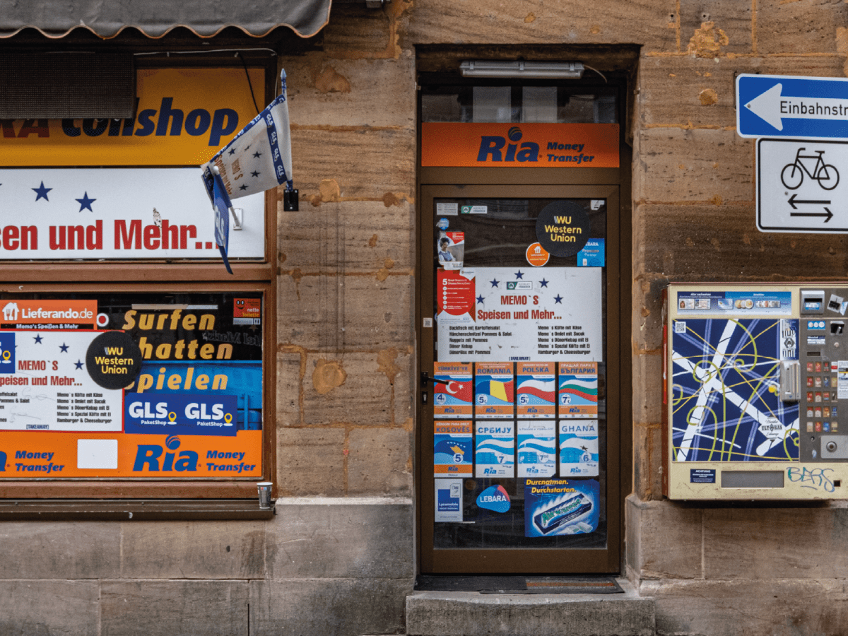 „Arrival City“ Fürth | Postmigrantische Stadt-Erzählungen von den 1960er Jahren bis&nbsp;heute